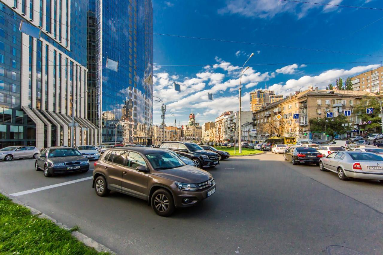 Простора 3 Кім Кварт В Самому Центрі Києва З Двома Окремими Спальнями Трц Гуллівер Kiev Exteriör bild